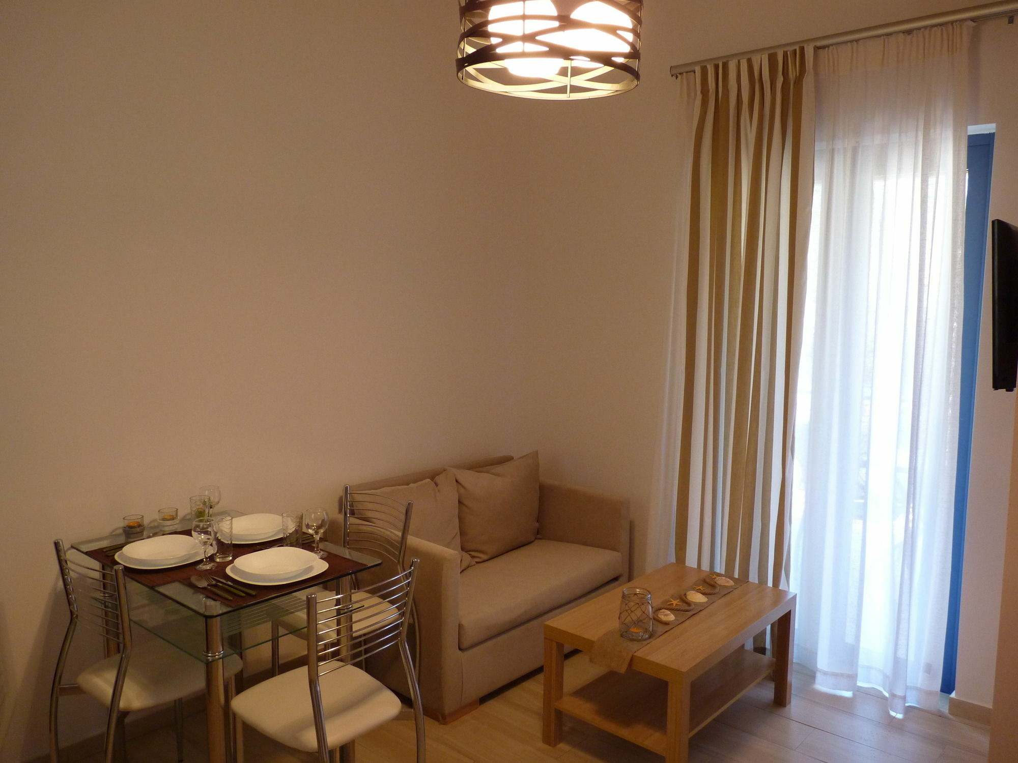 Ilianthos Apartments & Studios Mikros Gialos Buitenkant foto