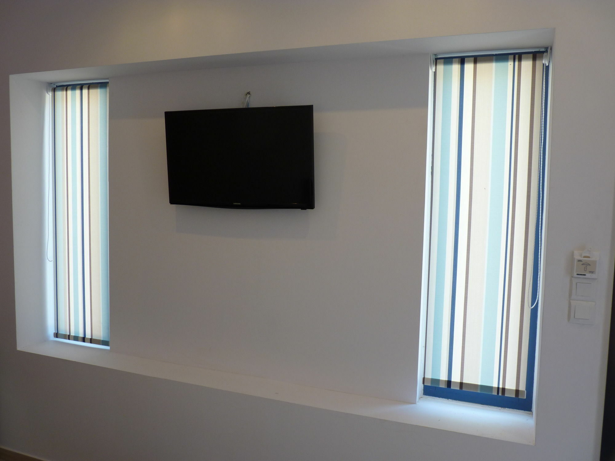 Ilianthos Apartments & Studios Mikros Gialos Buitenkant foto