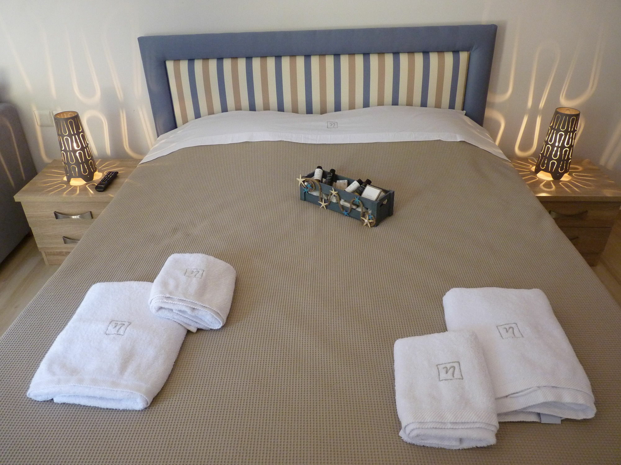 Ilianthos Apartments & Studios Mikros Gialos Buitenkant foto