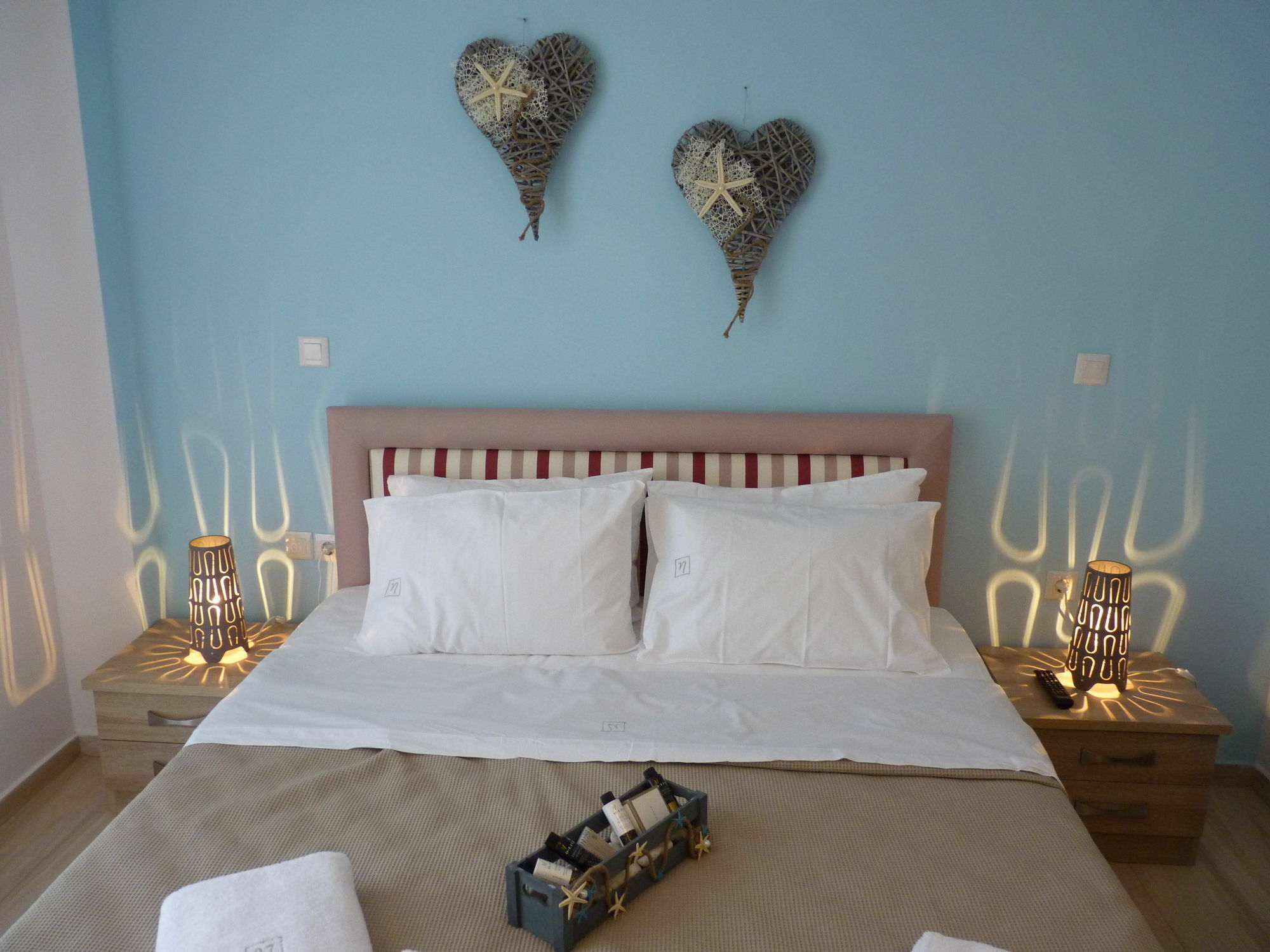 Ilianthos Apartments & Studios Mikros Gialos Buitenkant foto